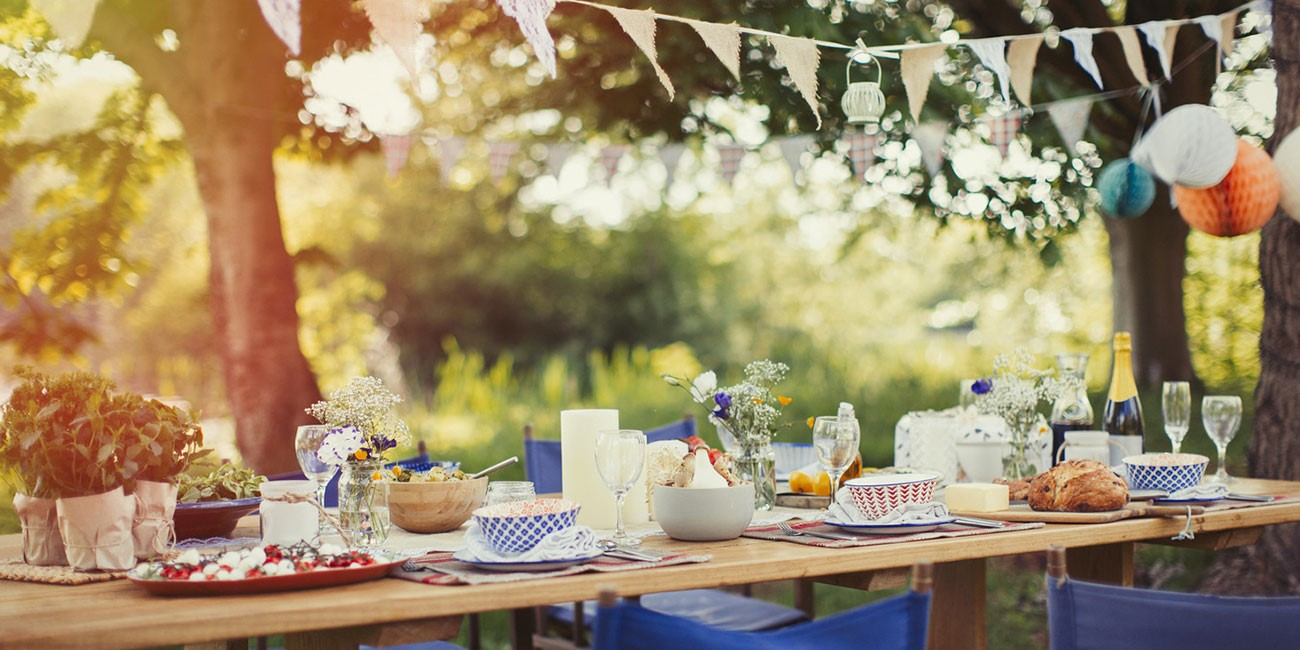 Six Things To Consider When Throwing An Outdoor Party In Your Home