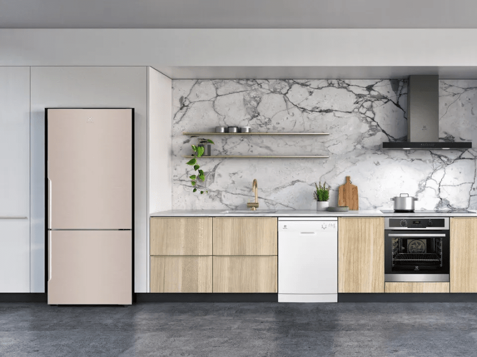 Choosing the Best Refrigerator Style for Your Kitchen