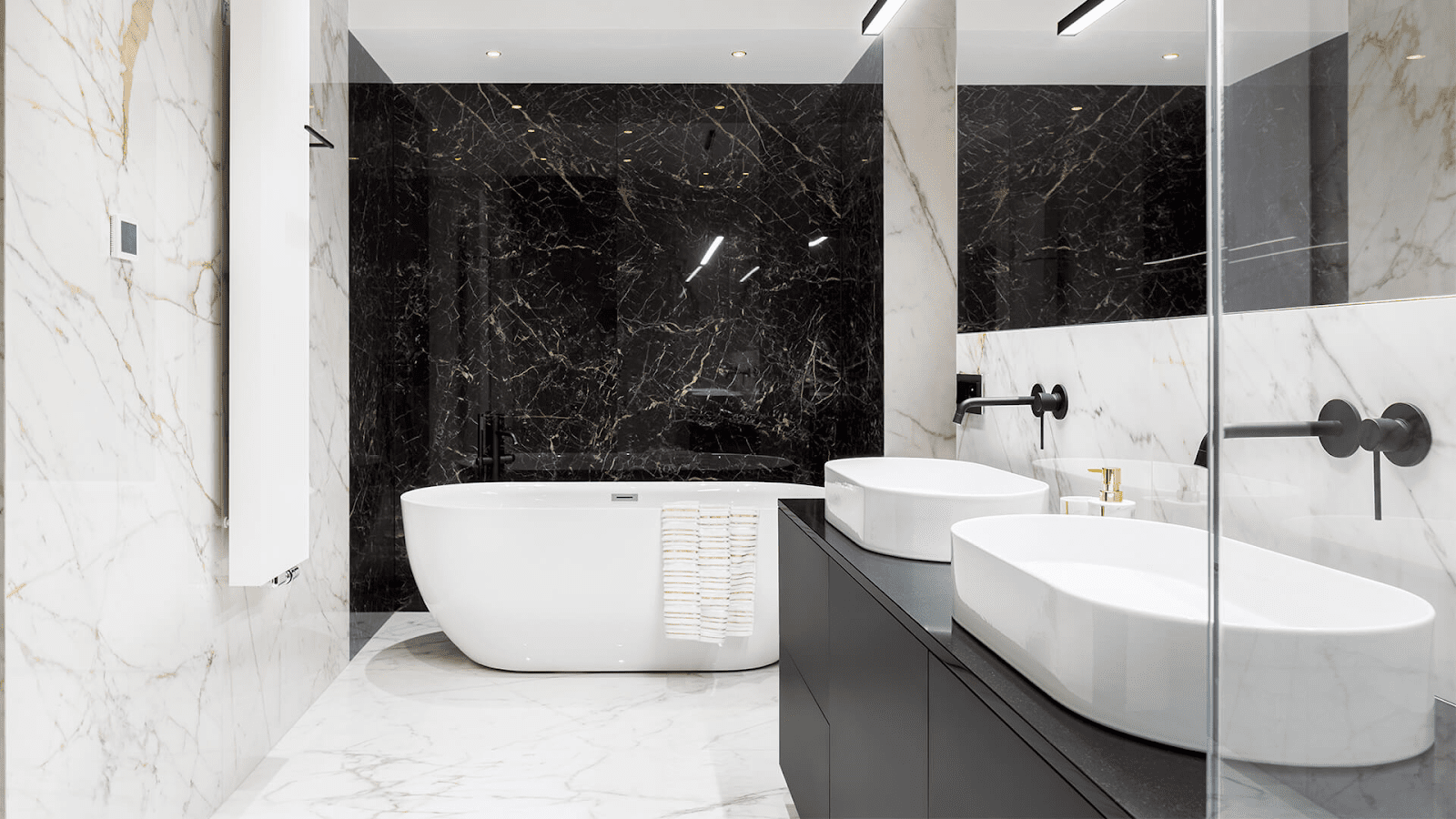 There are numerous ways to give your bathroom a fancy hotel vibe. Source: lux-review 