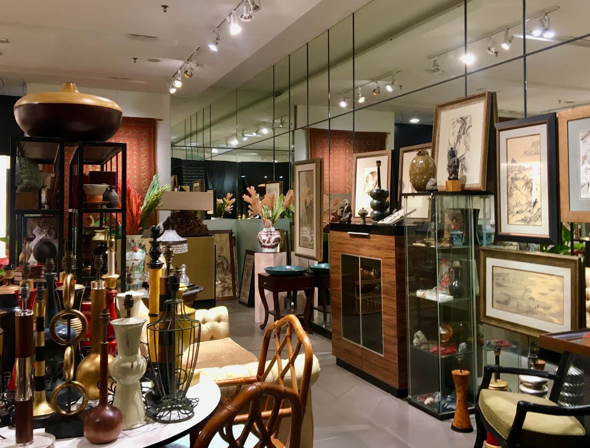 Living and Growing Vintage Pokok.Asia