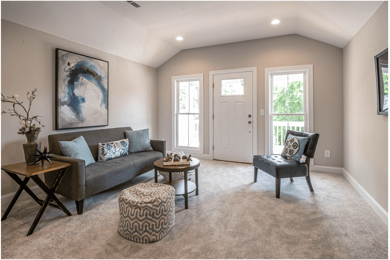 Living and Growing Natural Light Pokok.Asia